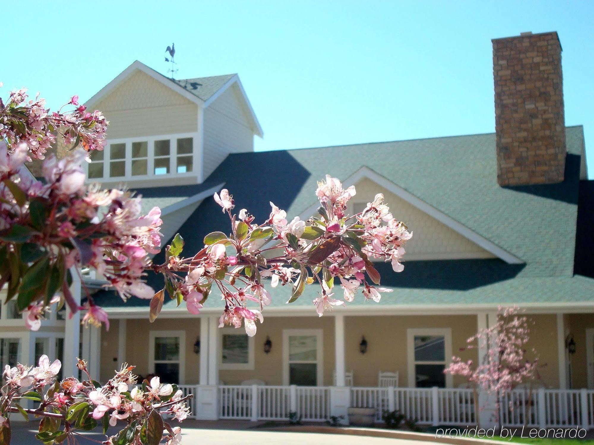 Wine Country Hotel